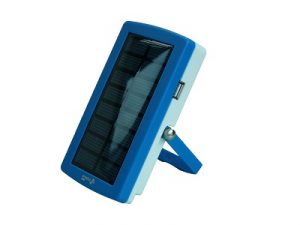 chargeur solaire 4 piles